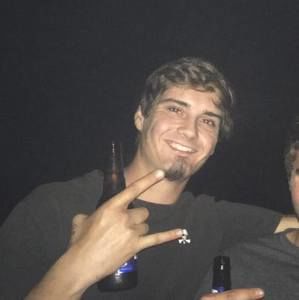 Meet your Posher, Cody